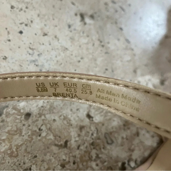 NWOB Naturalizer Brenta Strappy Platform Dress Sandal Tan Faux Leather 9.5 - Picture 12 of 13